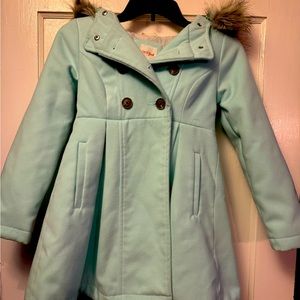 Girl’s size 7/8 pea coat with fur hood